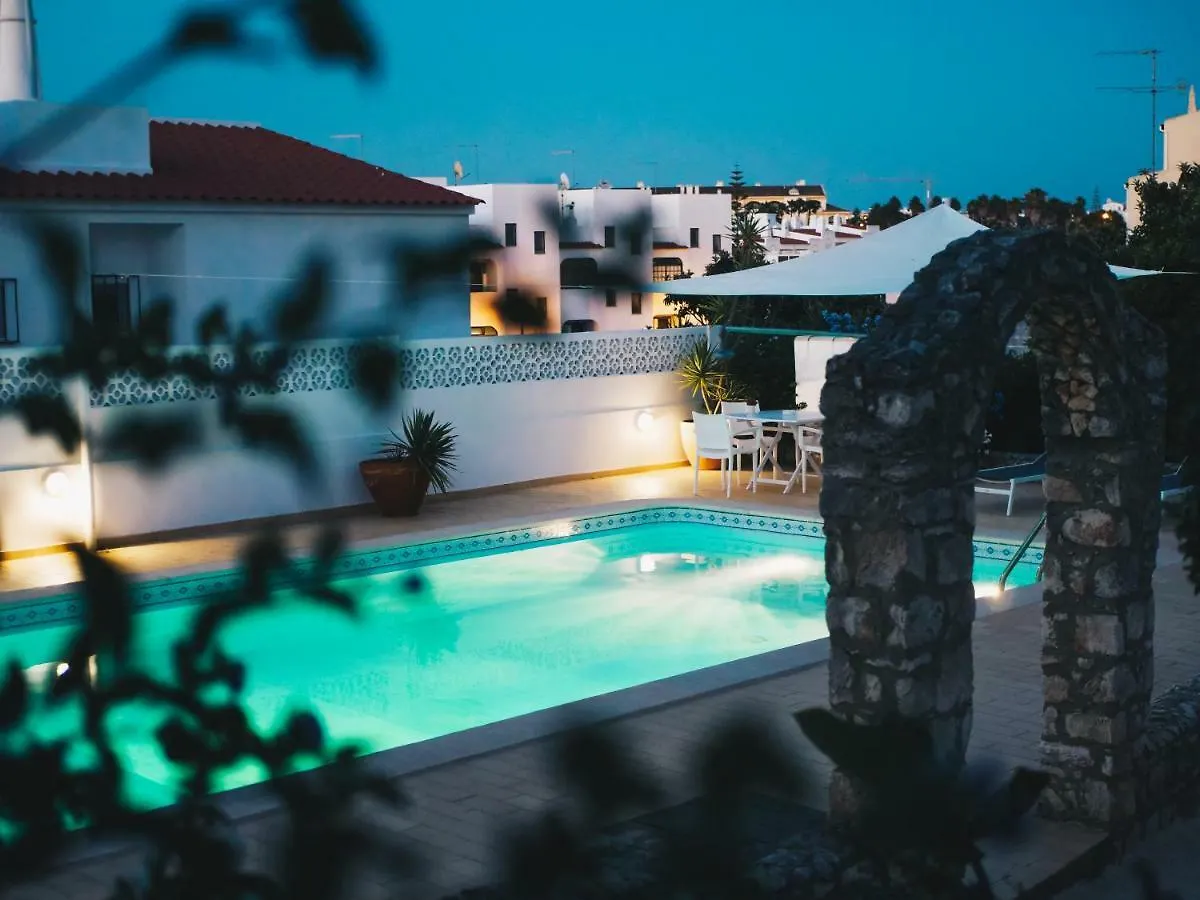 Vivenda Brito Hotel Carvoeiro  0*, Carvoeiro (Lagoa)